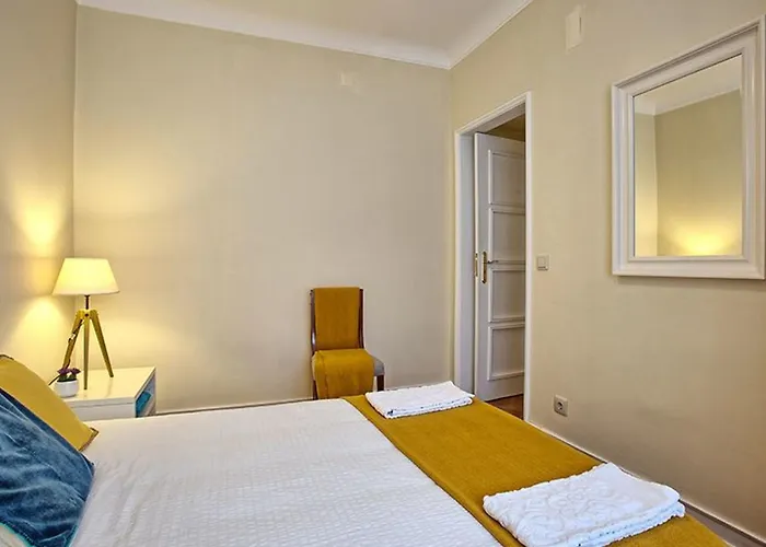 Admiral Dachgeschoss By Interhome Appartement Lissabon