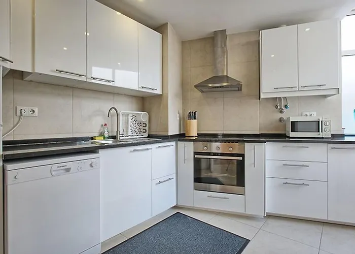 Admiral Dachgeschoss By Interhome Appartement